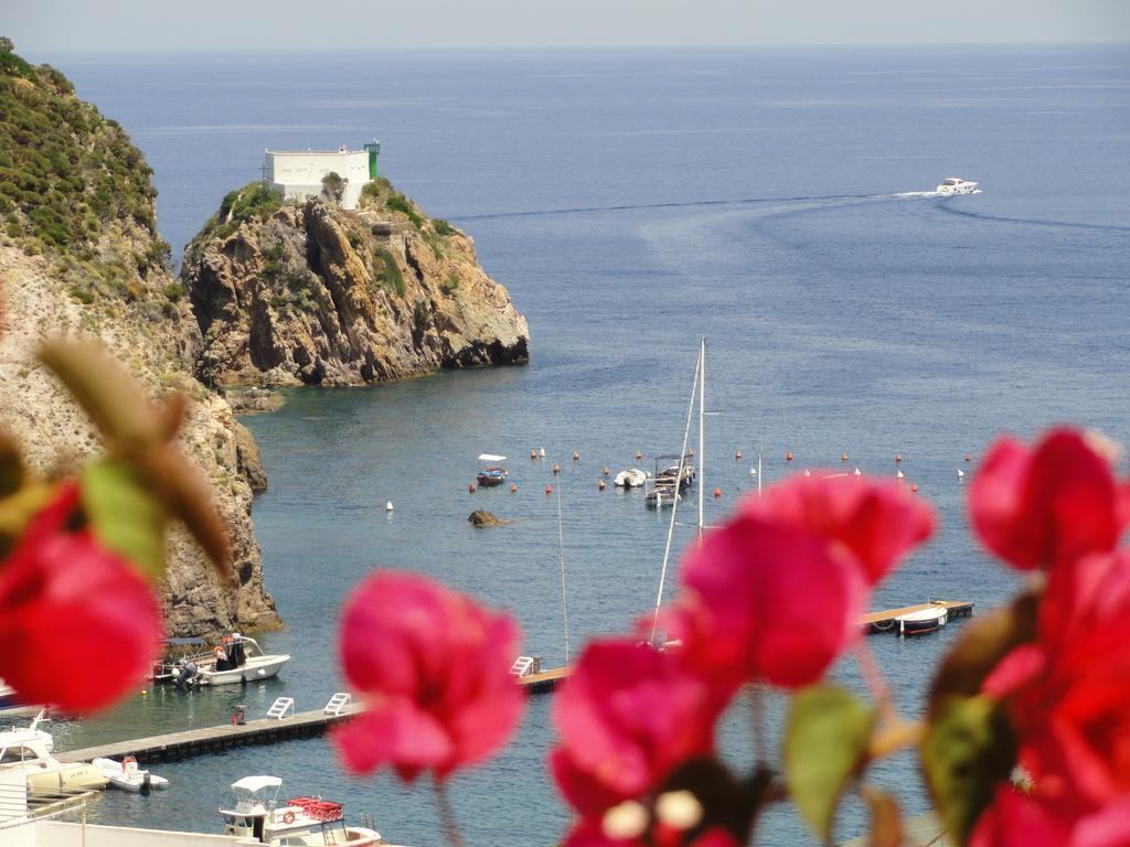 Chiaia Apartments Ponza Pokoj fotografie