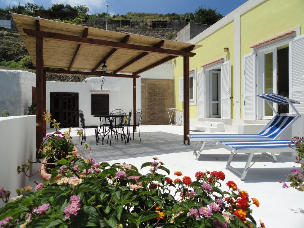 Chiaia Apartments Ponza Pokoj fotografie